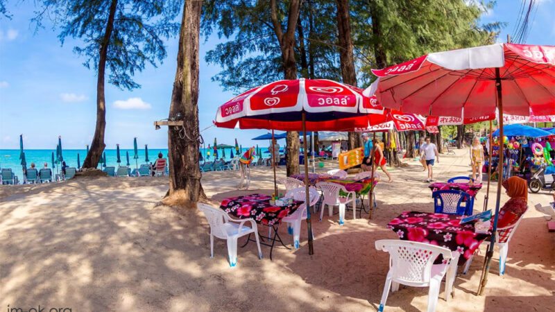 ร้านอาหารริมชายหาดที่ดีที่สุดในกมลา