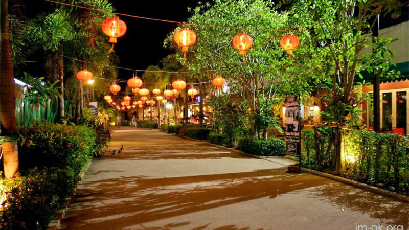 สถานที่ที่น่าไปช้อปปิ้งในกมลา