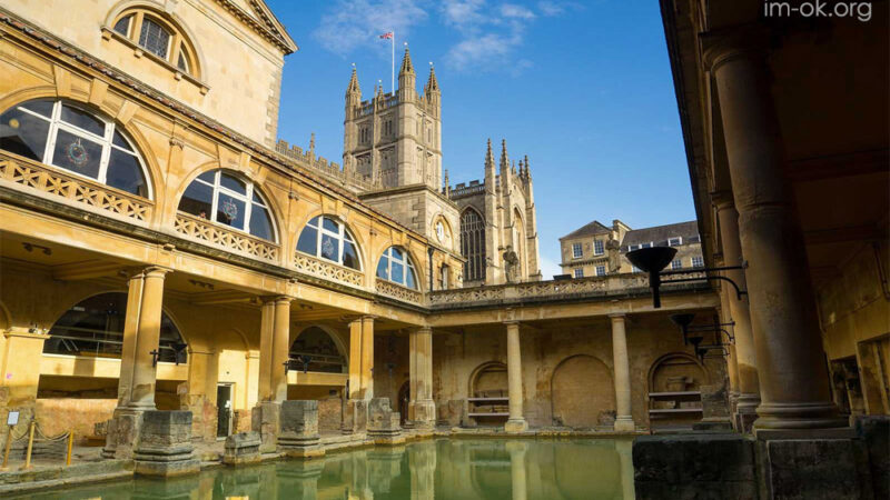 Bath เมืองแห่งน้ำพุร้อน และเสน่ห์โรมันโบราณ