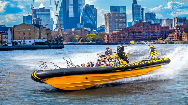 Thames RIB ประสบการณ์ล่องเรือสุดเร้าใจ กลางแม่น้ำเทมส์