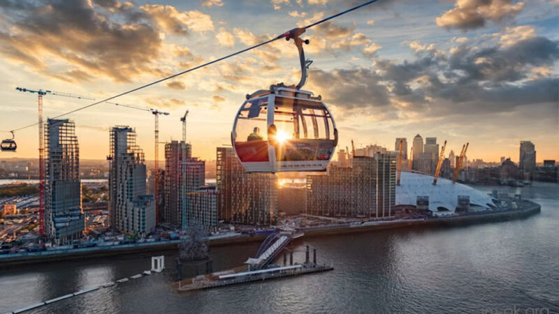 Emirates Air Line Royal Docks มุมมองใหม่ของลอนดอน