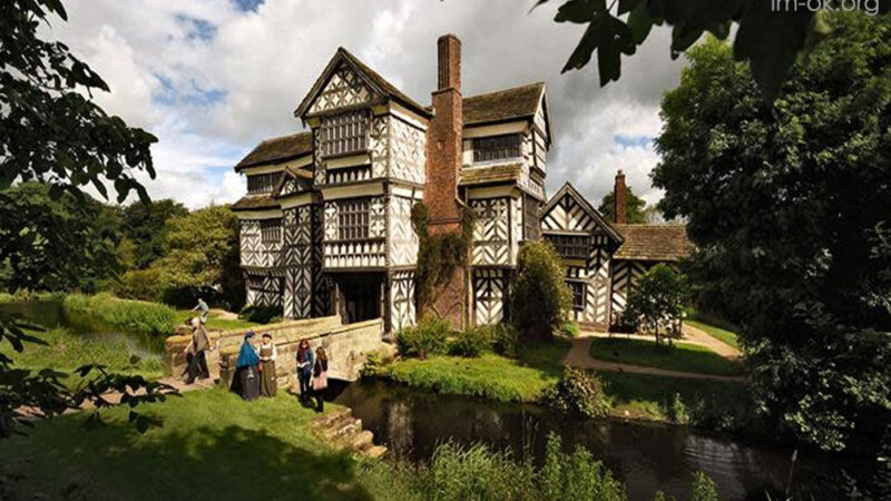 Little Moreton Hall มรดกไม้โบราณ กลางชนบทอังกฤษ