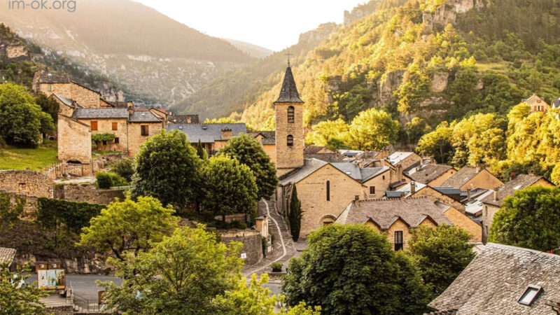 Sainte-Enimie หมู่บ้านเล็ก ๆ ที่อัดแน่นด้วยเสน่ห์