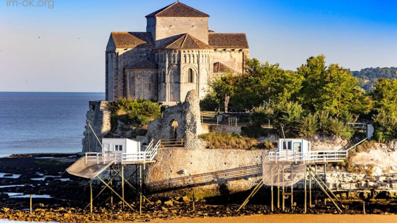 Talmont-sur-Gironde หมู่บ้านติดทะเล พร้อมโบสถ์เก่าแก่บนหน้าผา