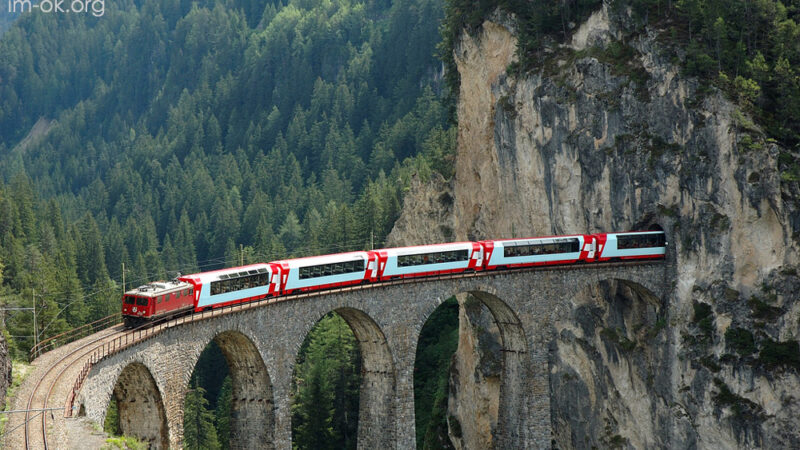 Albula Railway Line เส้นทางรถไฟทิวทัศน์ลับ