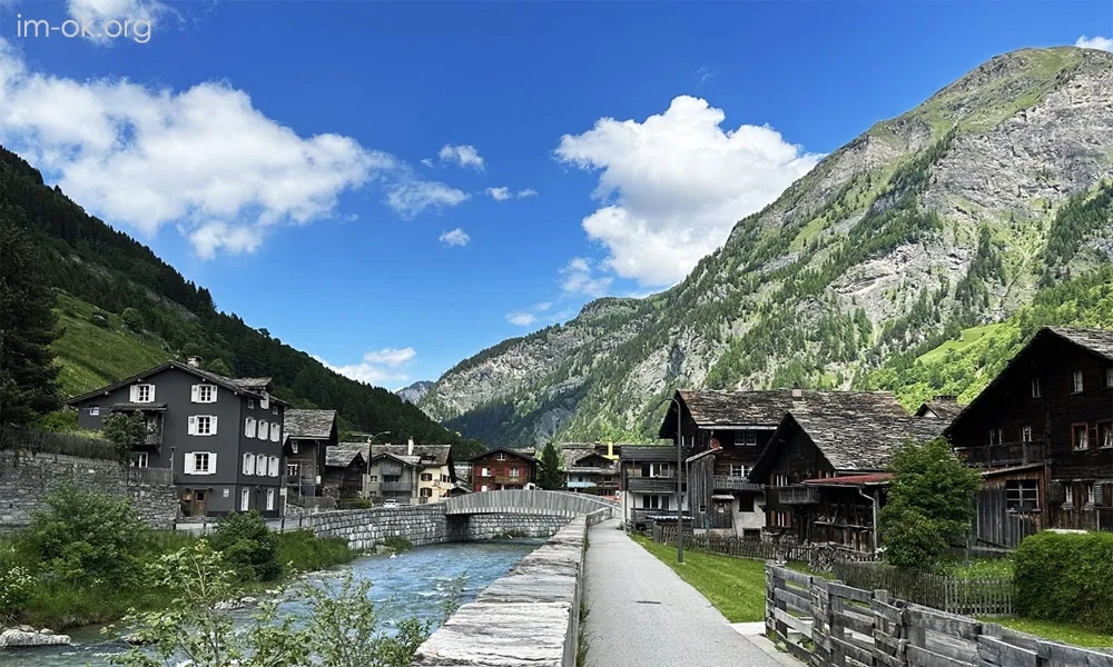 Vals หมู่บ้านบ่อน้ำร้อนธรรมชาติ