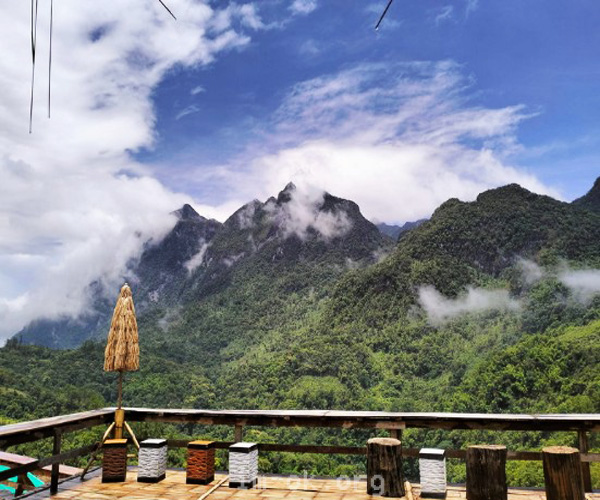 แนะนำสถานที่ท่องเที่ยว “บ้านป่าหมอก”